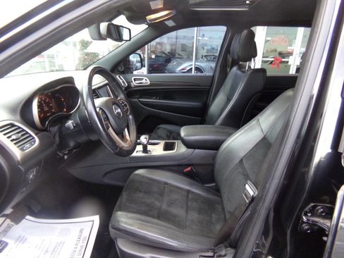 Used 2014 Jeep Grand Cherokee Altitude image 9