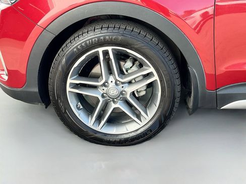 Used 2018 Hyundai Santa Fe Limited image 34