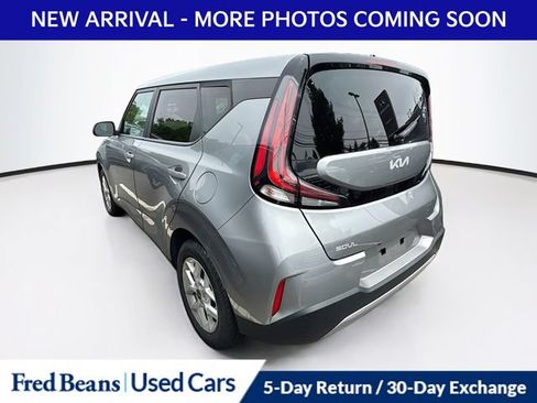 Used 2024 Kia Soul LX w/ Option Group 015 FWD image 12