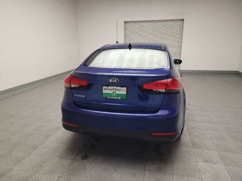 Used 2018 Kia Forte LX FWD image 7