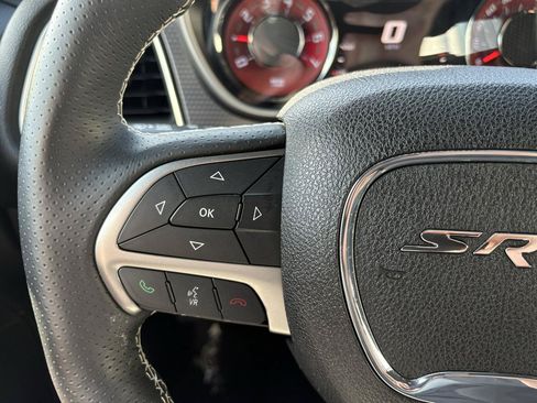 Used 2015 Dodge Challenger SRT Hellcat RWD image 28