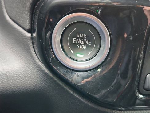 Used 2023 Chevrolet Silverado 1500 ZR2 w/ Technology Package image 17