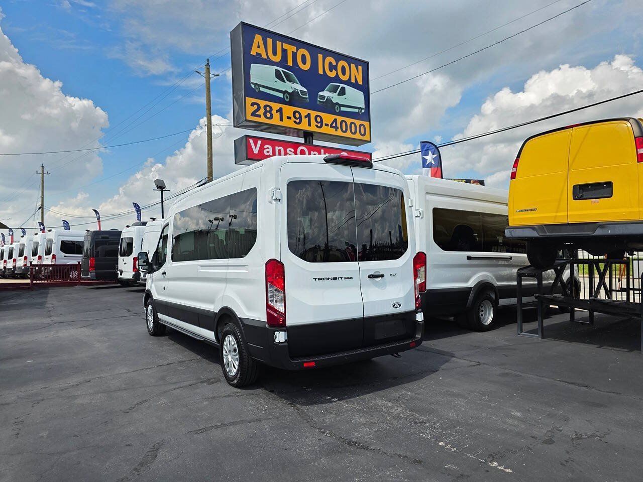 Used 2026 Ford Transit 350 XLT RWD image 31