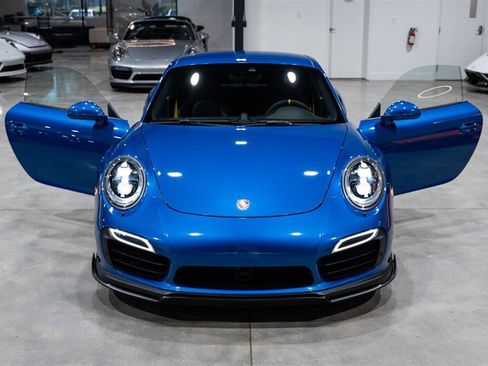 Used 2014 Porsche 911 Turbo S w/ Light Design Package AWD/4WD image 35