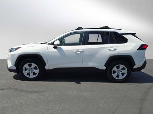 Certified 2020 Toyota RAV4 XLE w/ Carpet Mat Package FWD image 6