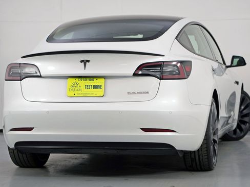 Used 2021 Tesla Model 3 Performance image 5