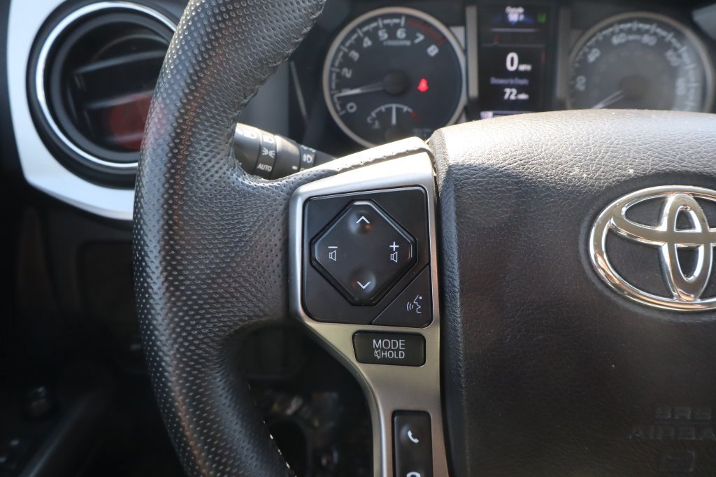Used 2021 Toyota Tacoma SR5 RWD image 22