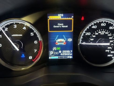 Used 2023 Subaru Forester Touring image 4