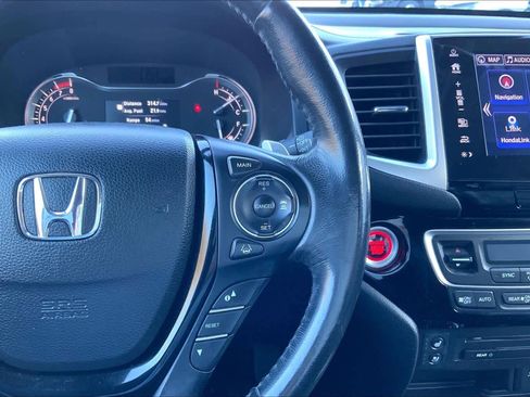 Used 2017 Honda Pilot Elite image 25