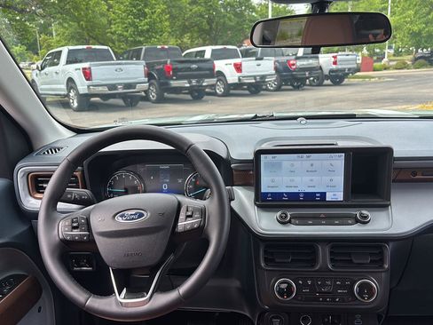 Used 2024 Ford Maverick Lariat w/ 4K Tow Package AWD/4WD image 14