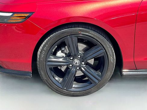 Used 2024 Honda Accord Sport image 30
