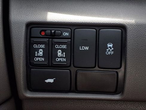 Used 2016 Honda Odyssey EX-L image 21