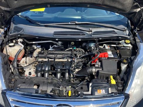 Used 2013 Ford Fiesta SE FWD image 27