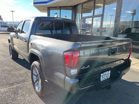 Used 2019 Toyota Tacoma SR5 image 3