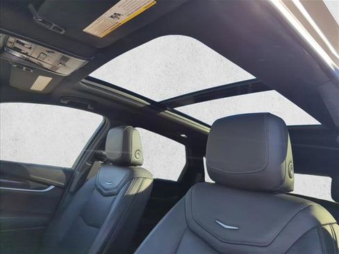 Used 2024 Cadillac XT5 Premium Luxury image 26