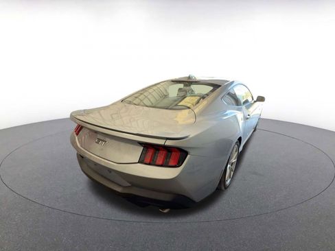 Used 2025 Ford Mustang GT Premium image 5