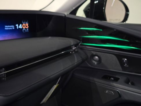 New 2026 Lincoln Nautilus Premier w/ Equipment Group 102A image 33