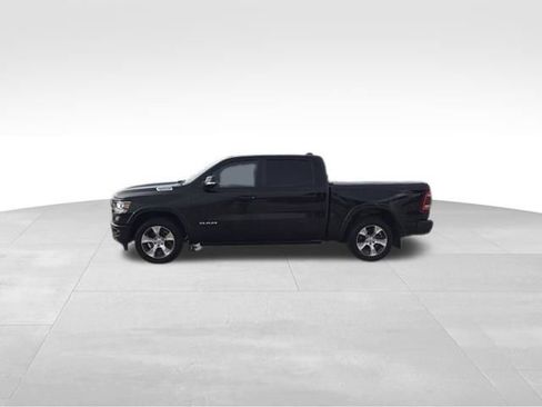 Used 2022 RAM 1500 Laramie AWD/4WD image 2