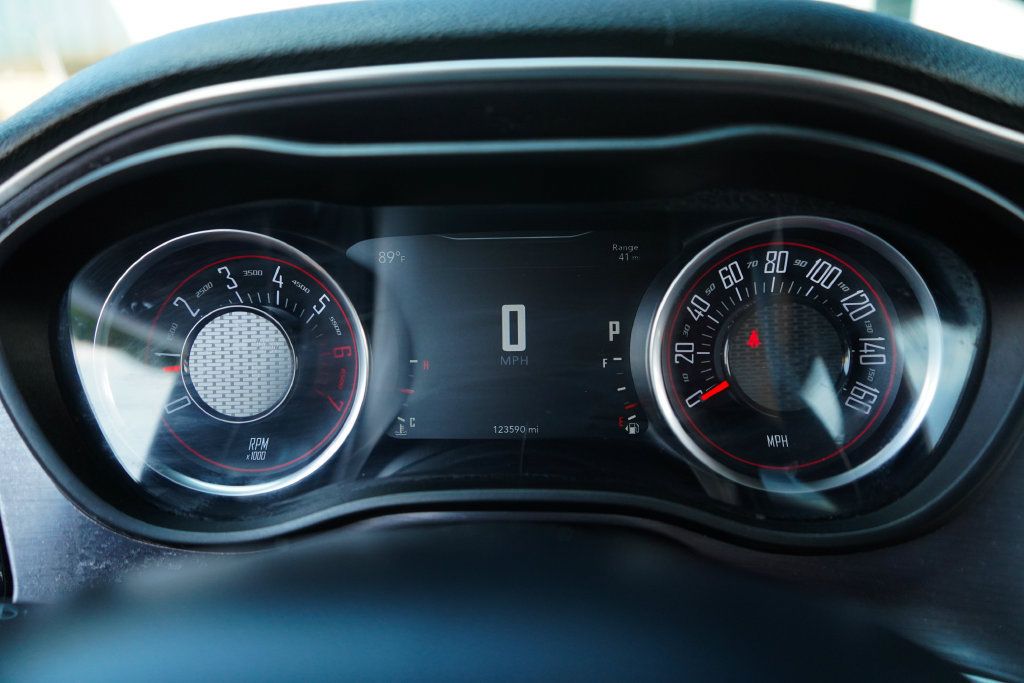Used 2018 Dodge Challenger R/T RWD image 25