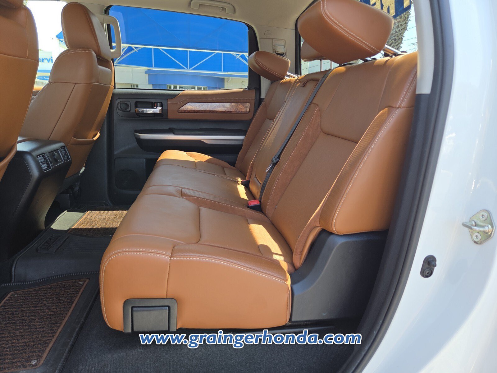 Used 2015 Toyota Tundra 1794 Edition AWD/4WD image 10