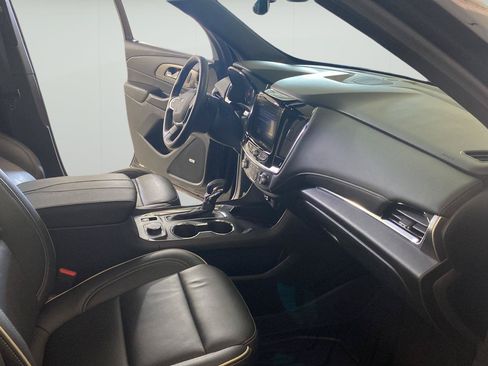 Used 2023 Chevrolet Traverse Premier w/ Redline Edition AWD/4WD image 26