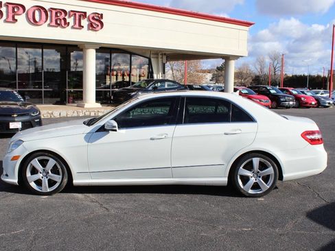 Used 2011 Mercedes-Benz E 350 Sedan image 6