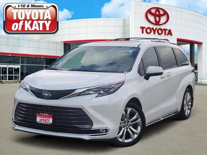 Certified 2024 Toyota Sienna Platinum