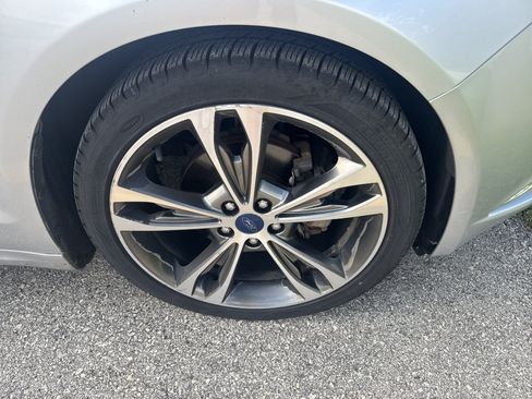 Used 2017 Ford Fusion Titanium AWD/4WD image 5
