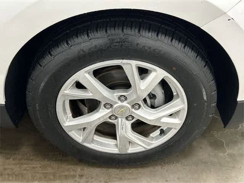 Used 2021 Chevrolet Equinox Premier image 5