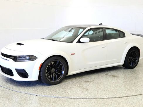 Used 2021 Dodge Charger Scat Pack image 3
