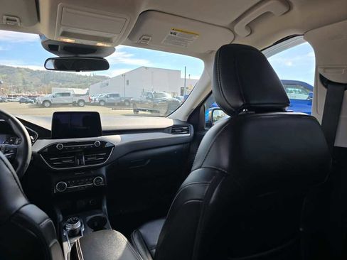 Used 2021 Ford Escape SEL image 14