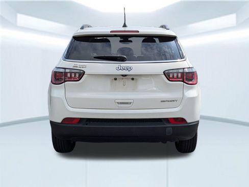 Used 2019 Jeep Compass Sport image 8