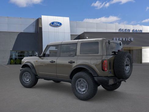 New 2025 Ford Bronco Badlands image 4
