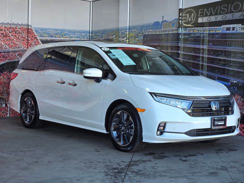 Used 2022 Honda Odyssey Elite image 1