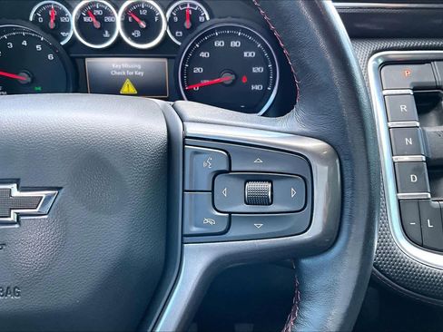 Used 2021 Chevrolet Suburban RST w/ Luxury Package AWD/4WD image 23