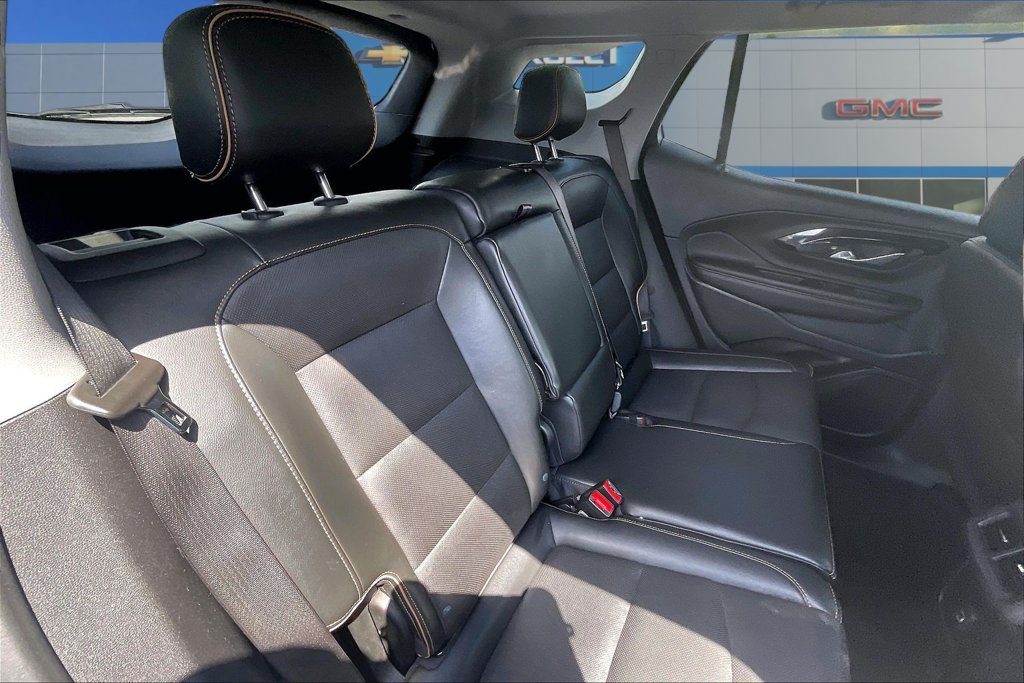 Used 2022 GMC Terrain AT4 w/ Infotainment Package II AWD/4WD image 25