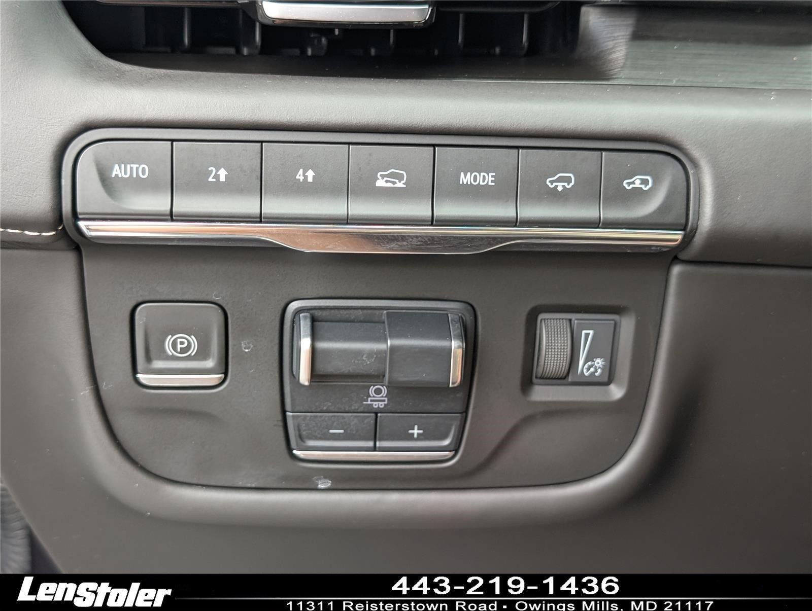 Used 2022 Cadillac Escalade Sport Platinum AWD/4WD image 28