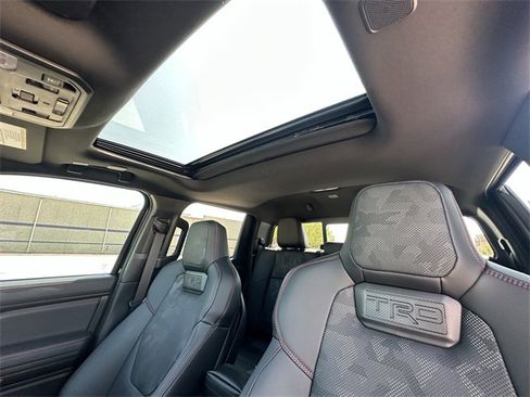 Used 2024 Toyota Tacoma TRD Pro image 33