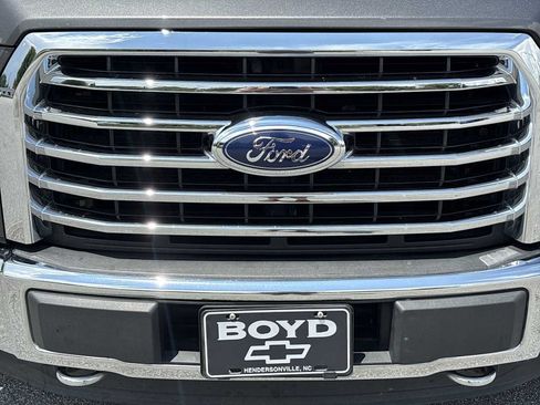 Used 2016 Ford F150 XLT w/ Equipment Group 302A Luxury AWD/4WD image 31