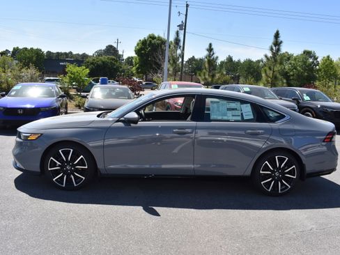 New 2026 Honda Accord Touring image 6