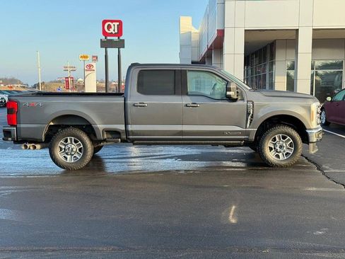 Used 2023 Ford F250 Lariat w/ Lariat Ultimate Package image 2