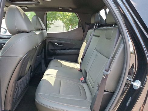 Used 2024 Hyundai Santa Cruz Limited image 10