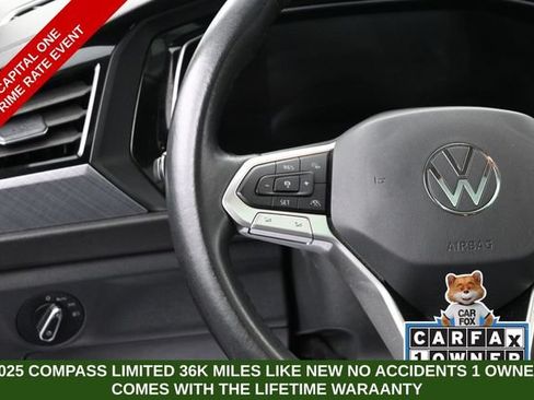 Used 2024 Volkswagen Jetta SE FWD image 29