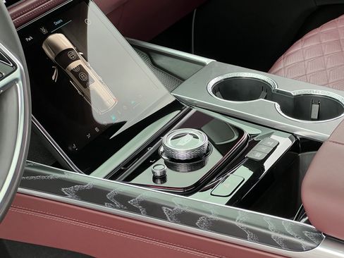 Used 2026 Cadillac Escalade ESV Sport w/ Touring Package image 31