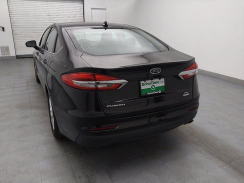 Used 2019 Ford Fusion SE image 6