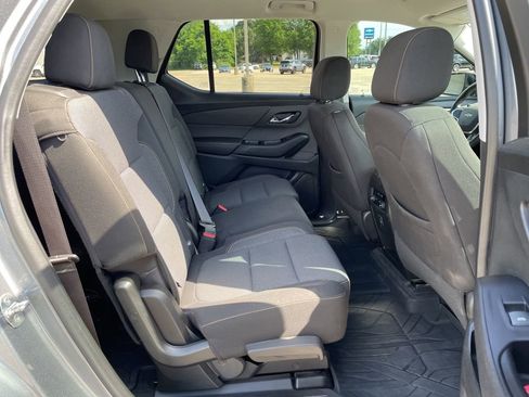 Used 2020 Chevrolet Traverse LS FWD image 26
