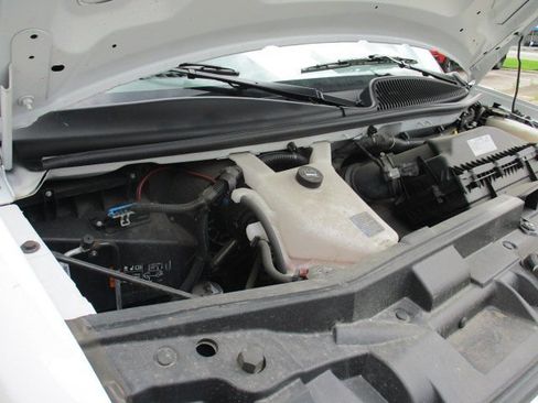 Used 2023 GMC Savana 2500 w/ Driver Convenience Package image 19