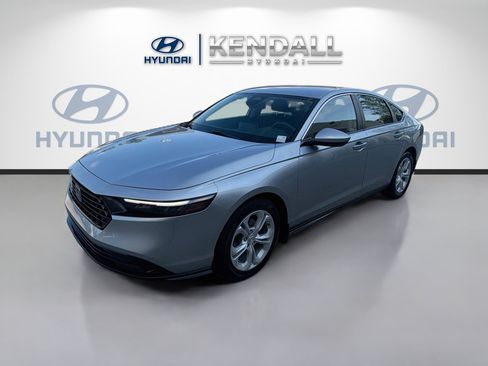 Used 2023 Honda Accord LX image 3