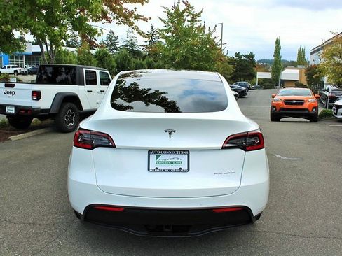 Used 2021 Tesla Model Y Long Range AWD/4WD image 4