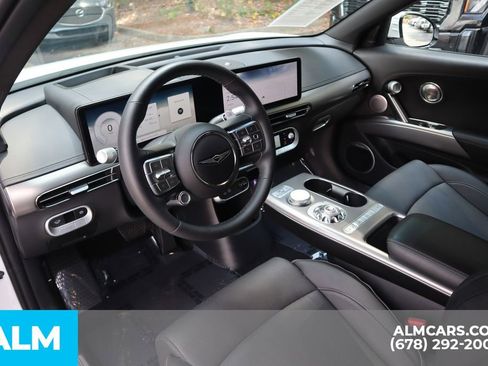 Used 2025 Genesis GV60 Advanced image 11